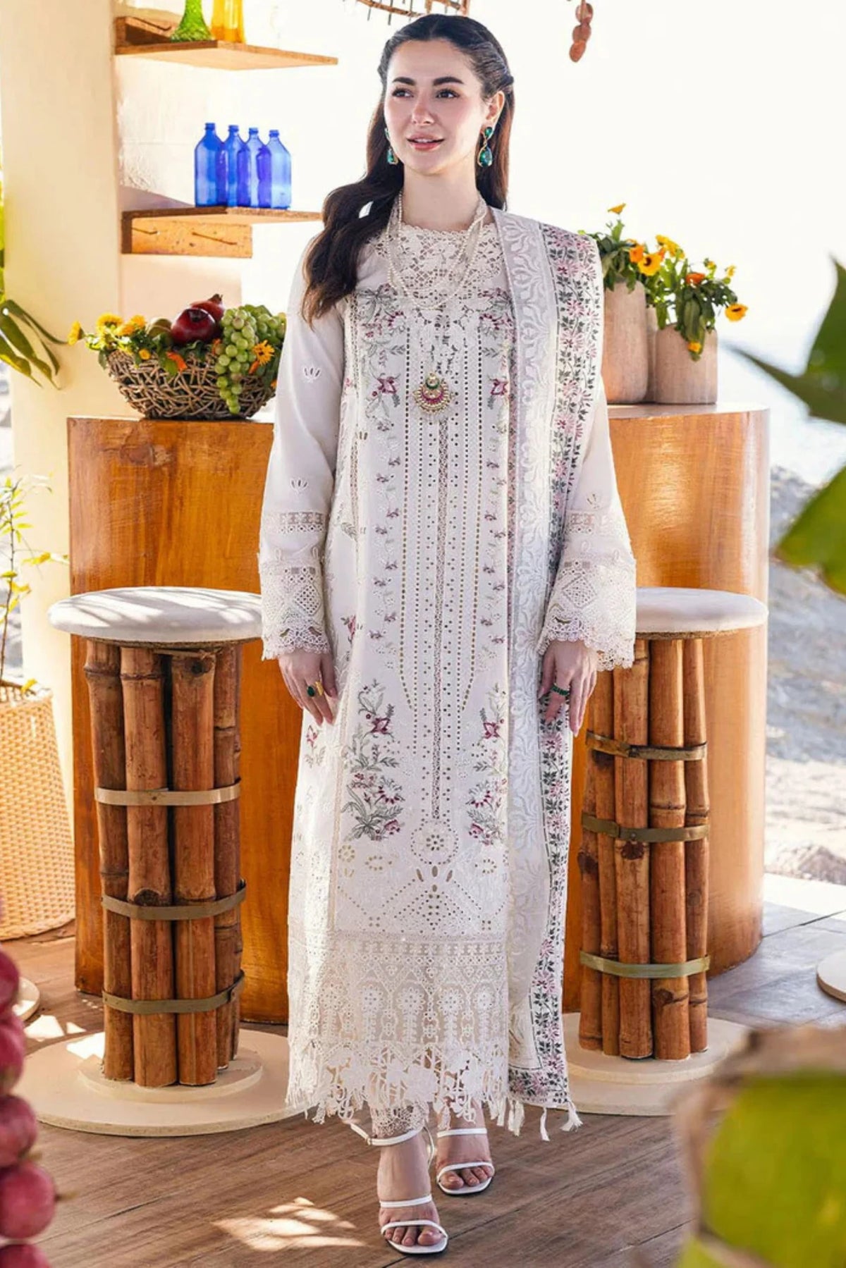 QALAMQAR-3PC LAWN EMBROIDERED SHIRT WITH CHIFFOON EMBROIDERED PRINT DUPATTA AND EMB TROUSER-NC-2652